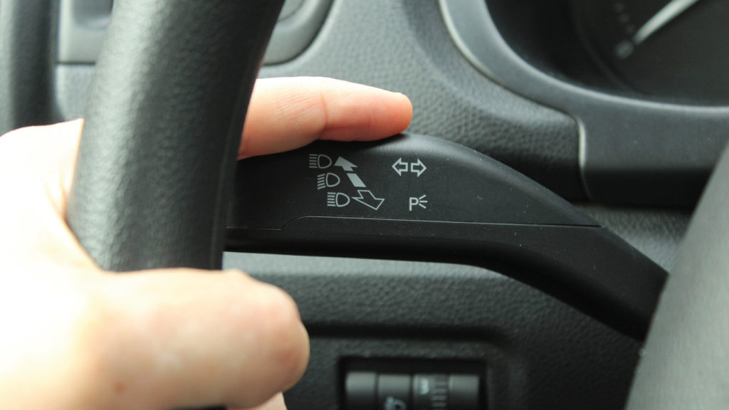 Whoa: Apparently There’s A Lever On Your Steering Wheel That Allows You To Signal Which Way You’re Turning