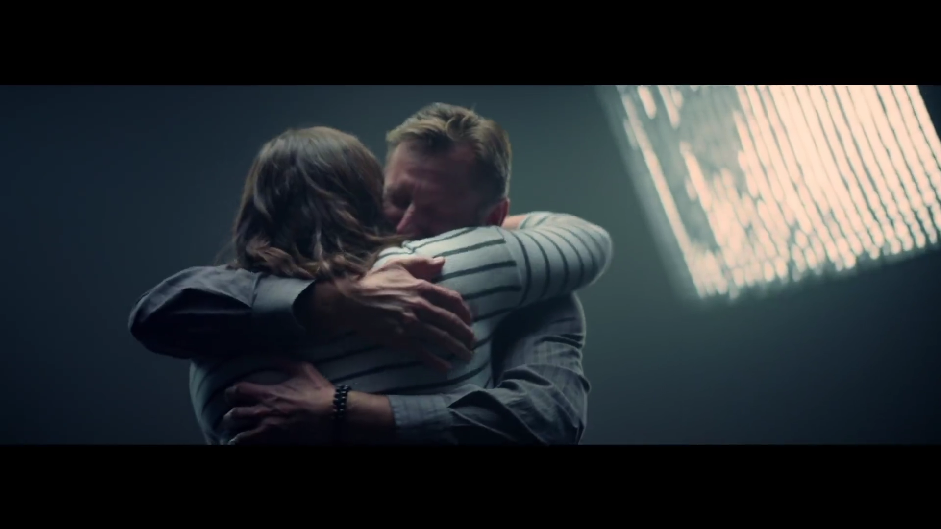 New Netflix Film Brings Together Estranged Dads And Daughters For Emotional Promo