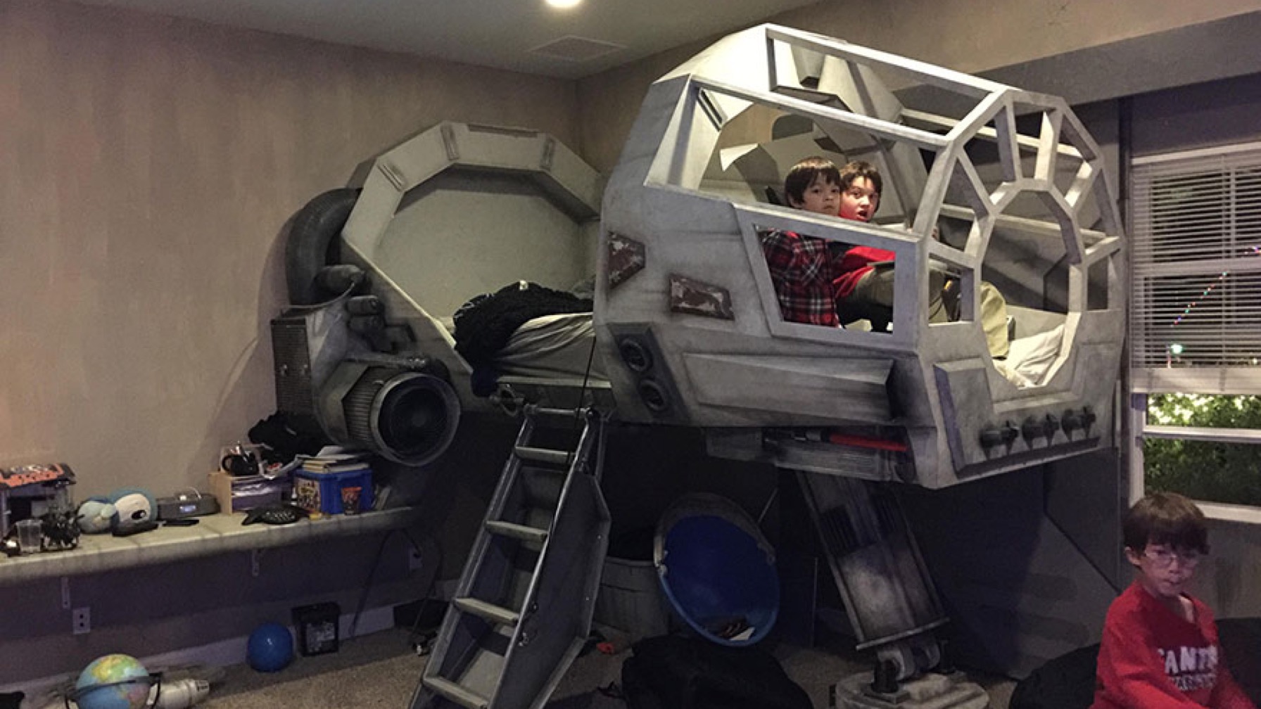 Architect Dad Builds Awesome Millennium Falcon Bed For His Son