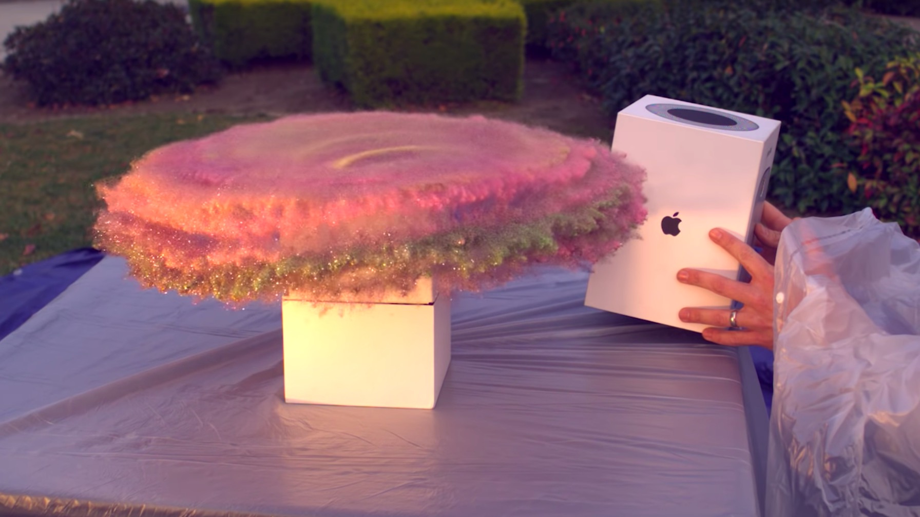 Ex-NASA Engineer Makes Glitter Bomb Fart Trap for Porch Thieves