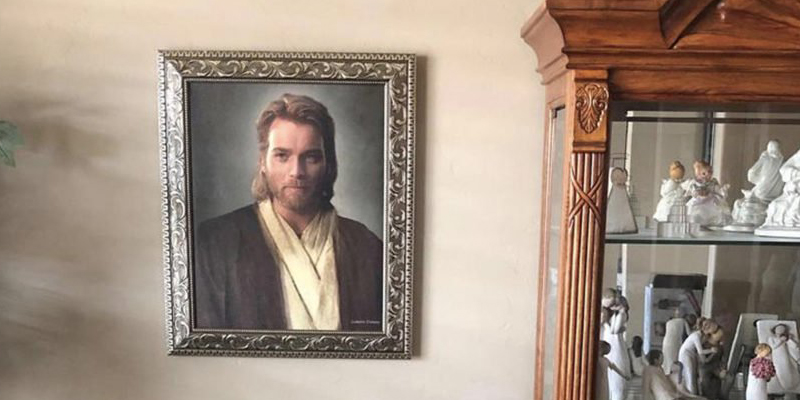 Man Gives Mom Picture of Jesus - Except It's Actually Obi-Wan