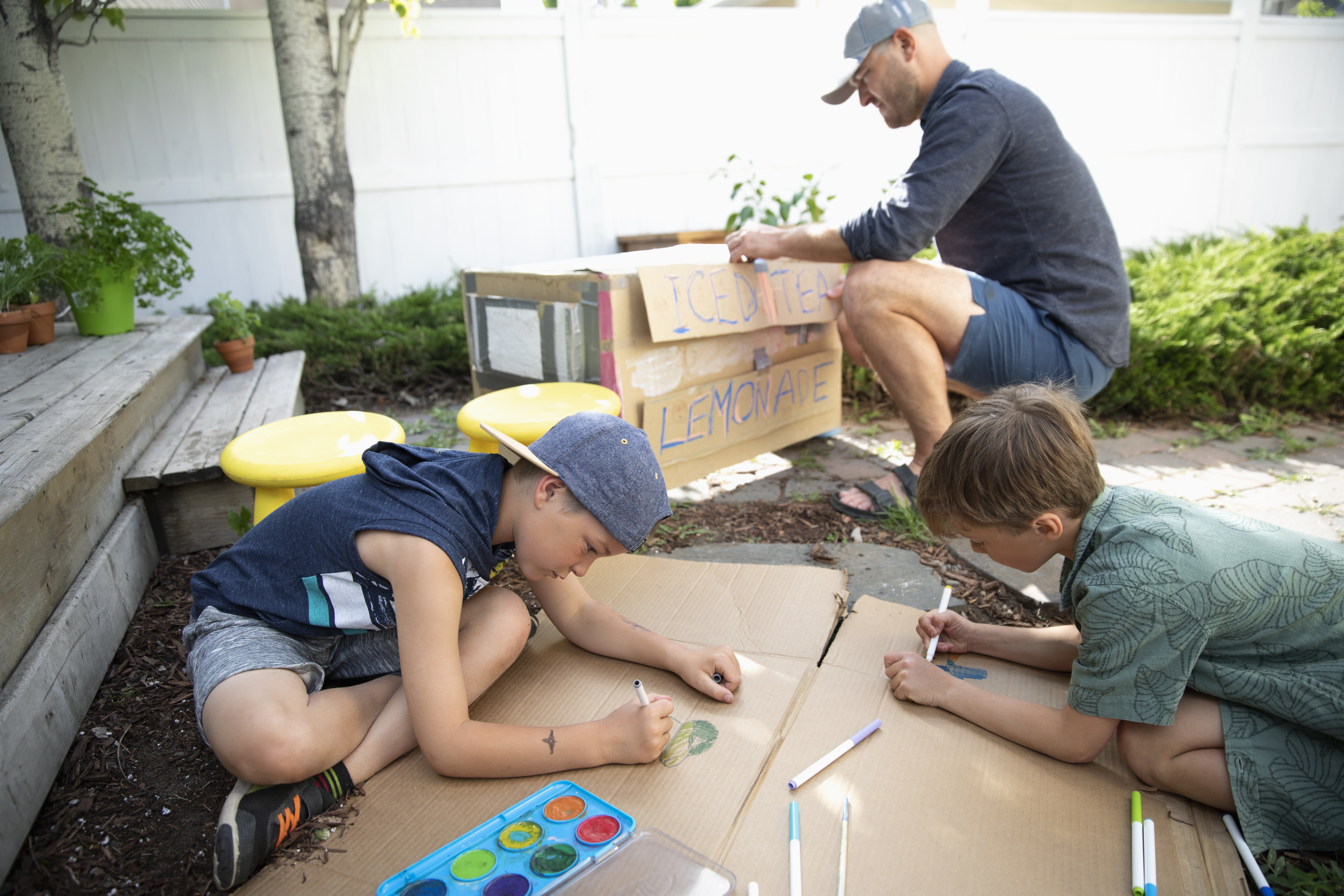 Father and Son's Painting Project