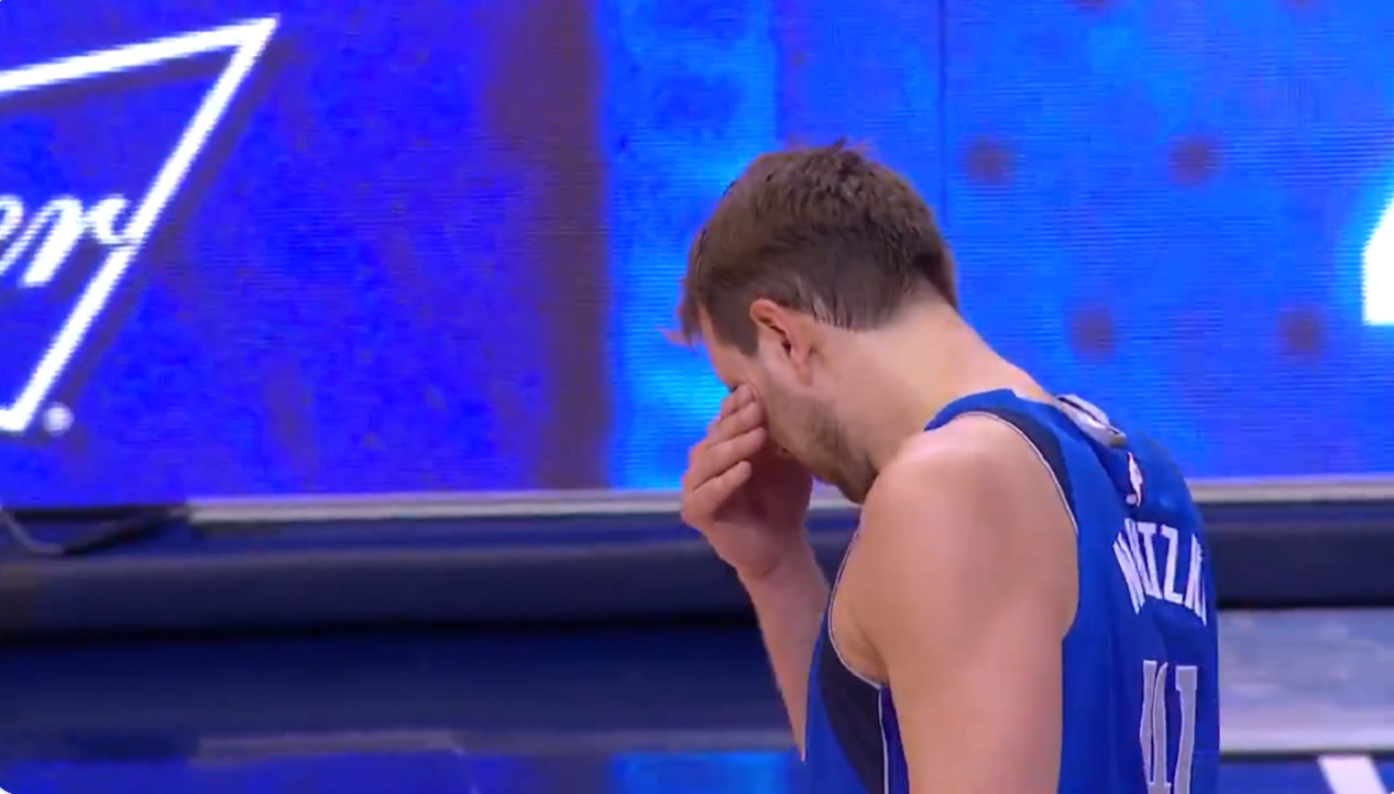 Dirk in Tears After Tribute