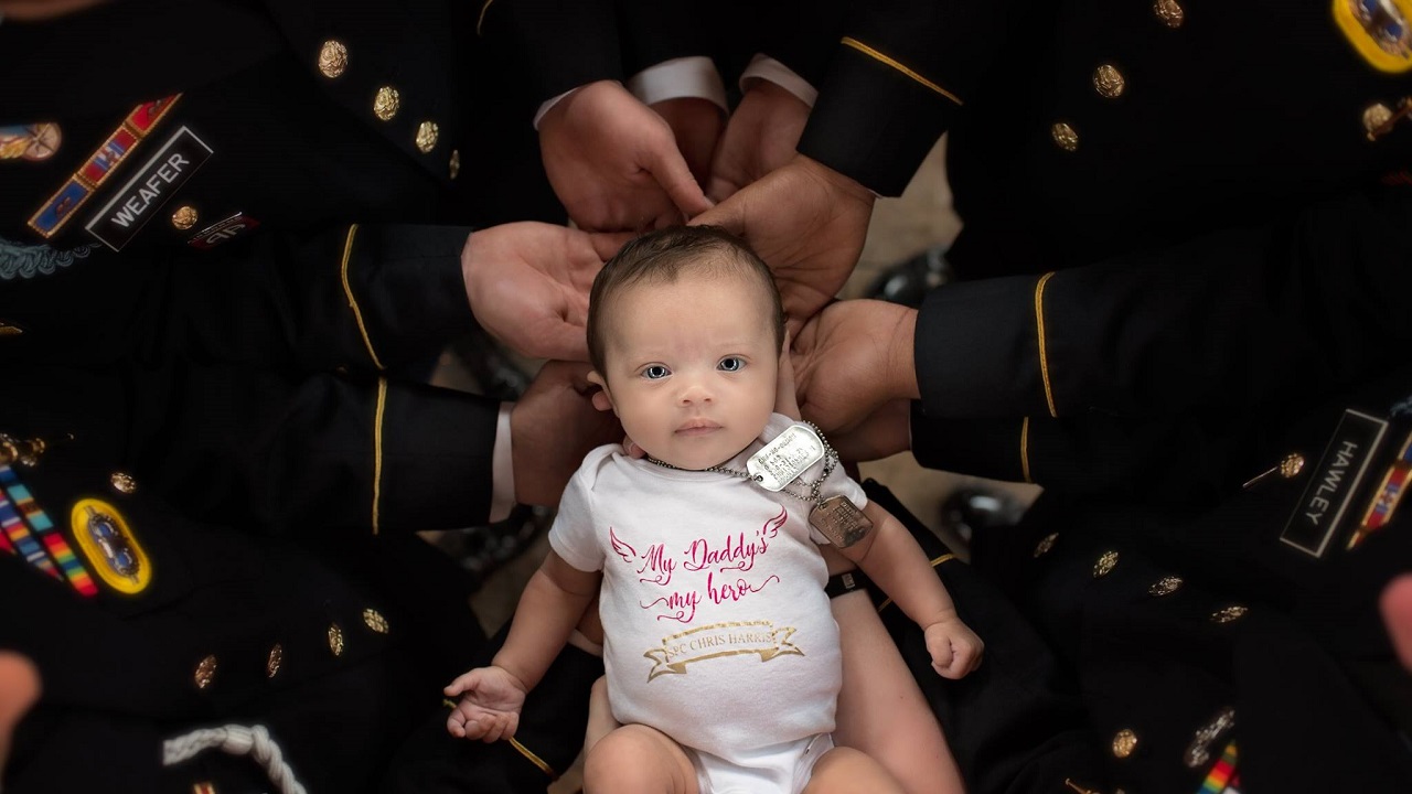 Newborn Daughter of Fallen Soldier Does Photo Shoot With His Unit Mates