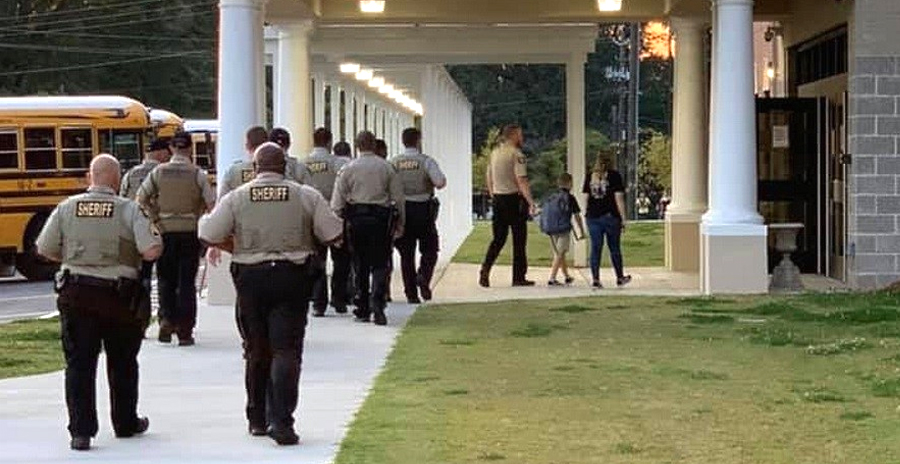 9yo Gets Police Escort to School