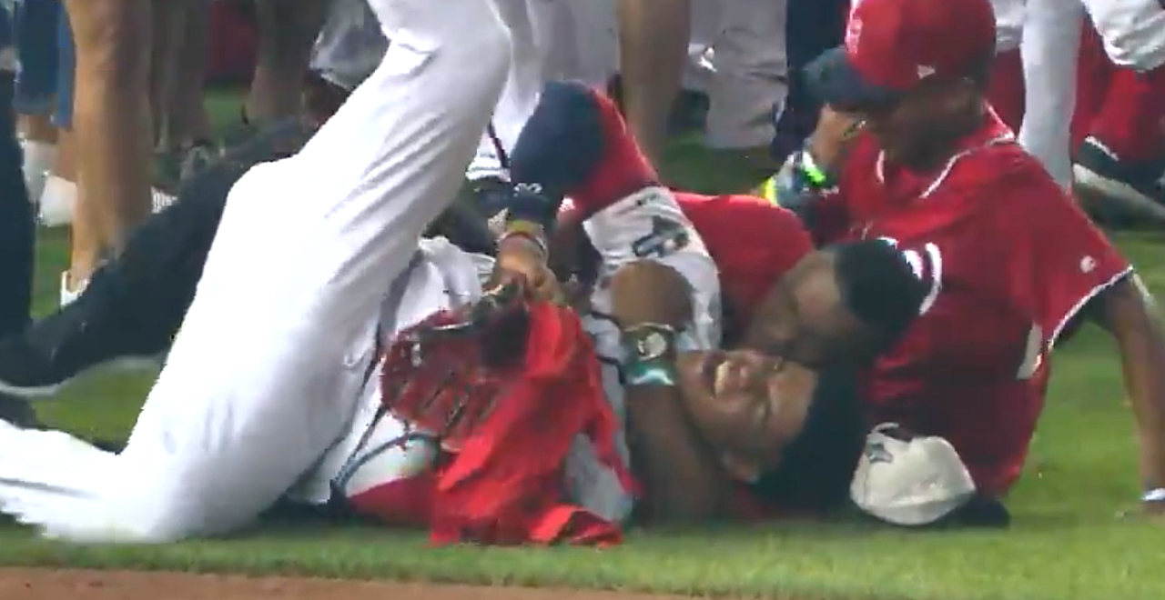 Juan Soto's Dad Tackles Him