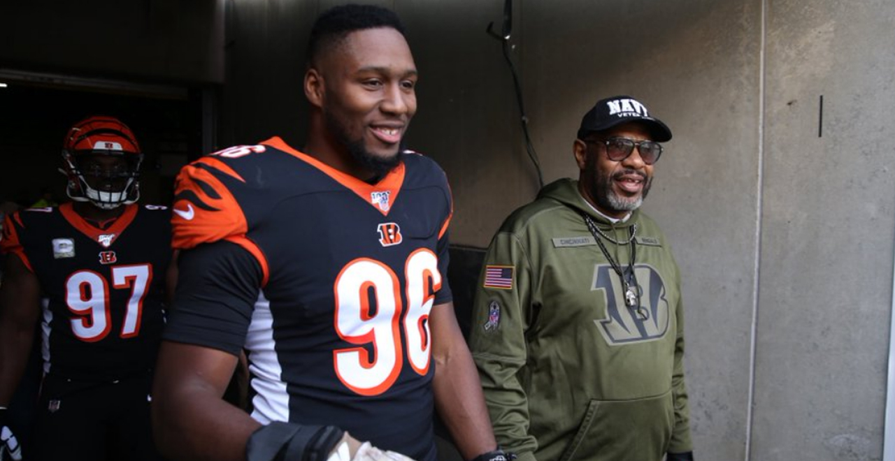 Carlos Dunlap and Dad #SaluteToService