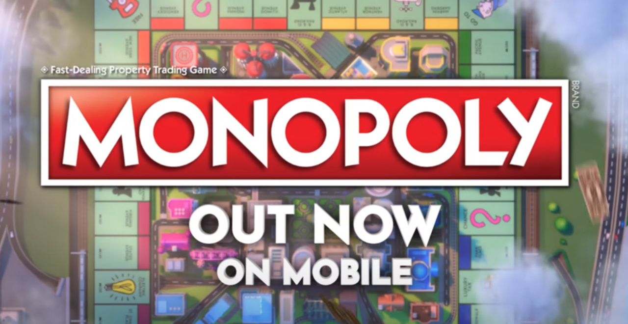 Roblox fans will soon have a themed Monopoly board game of their