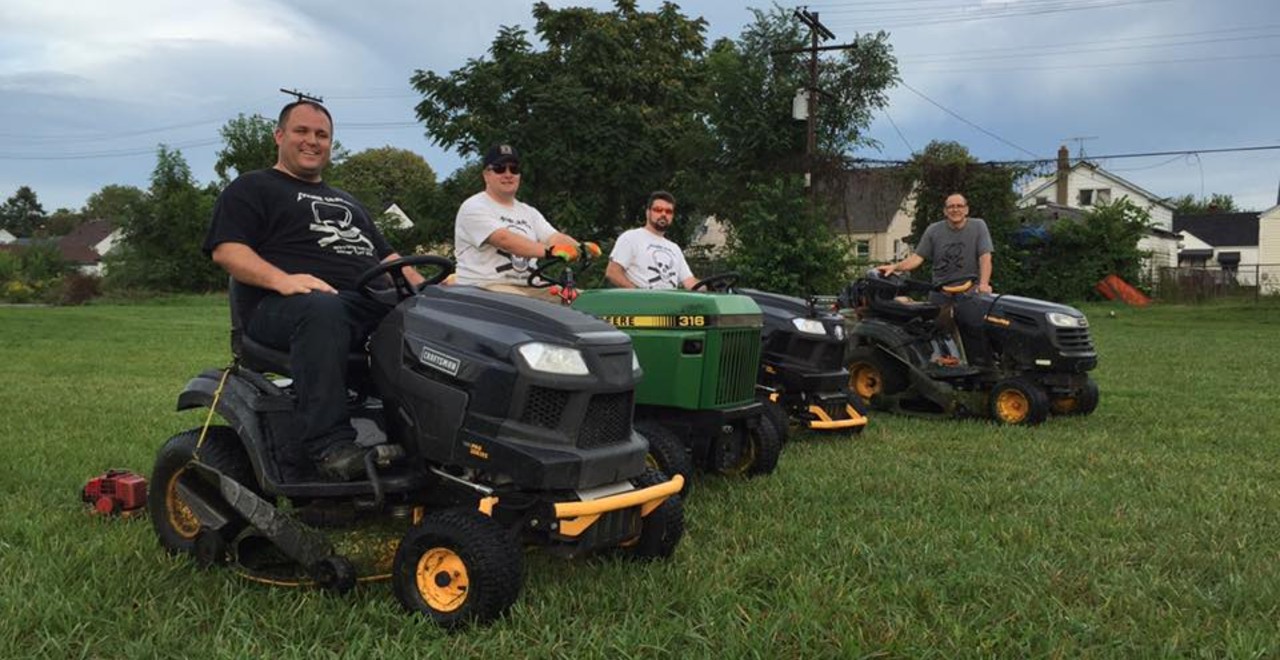 Detroit "Mower Gang" Rivals Face Off to Preserve City Parks