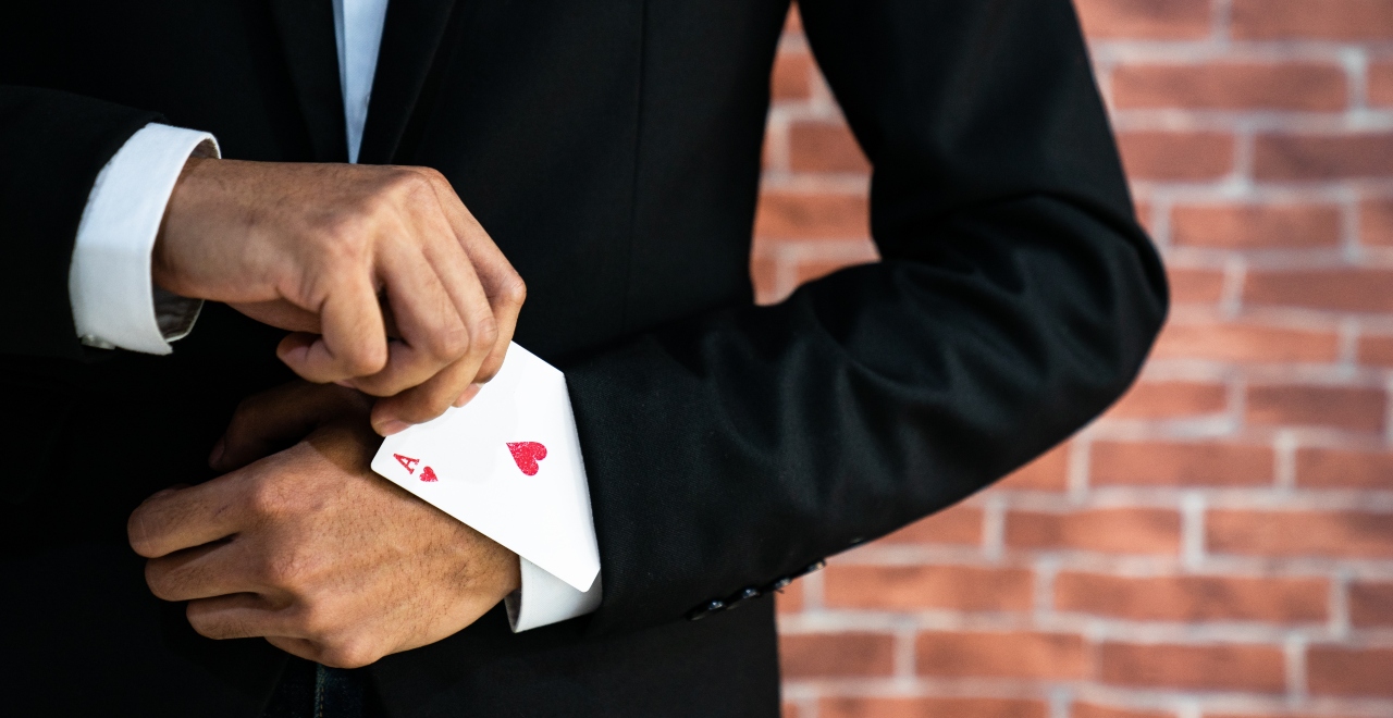 SODIAL Card Trick Card Disappear Magic trick Card Disappear Magic trick for adults R