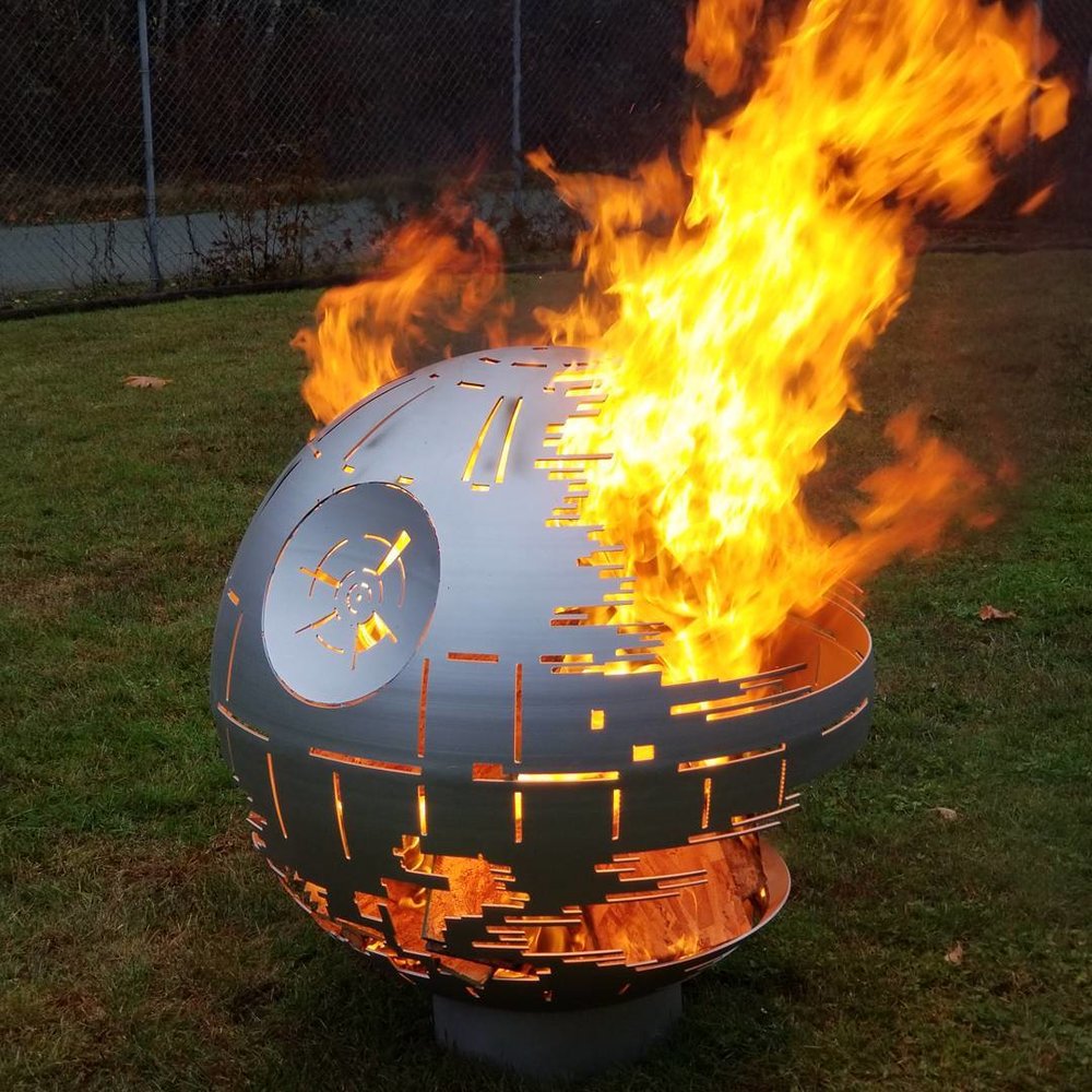 Tie fighter grill top