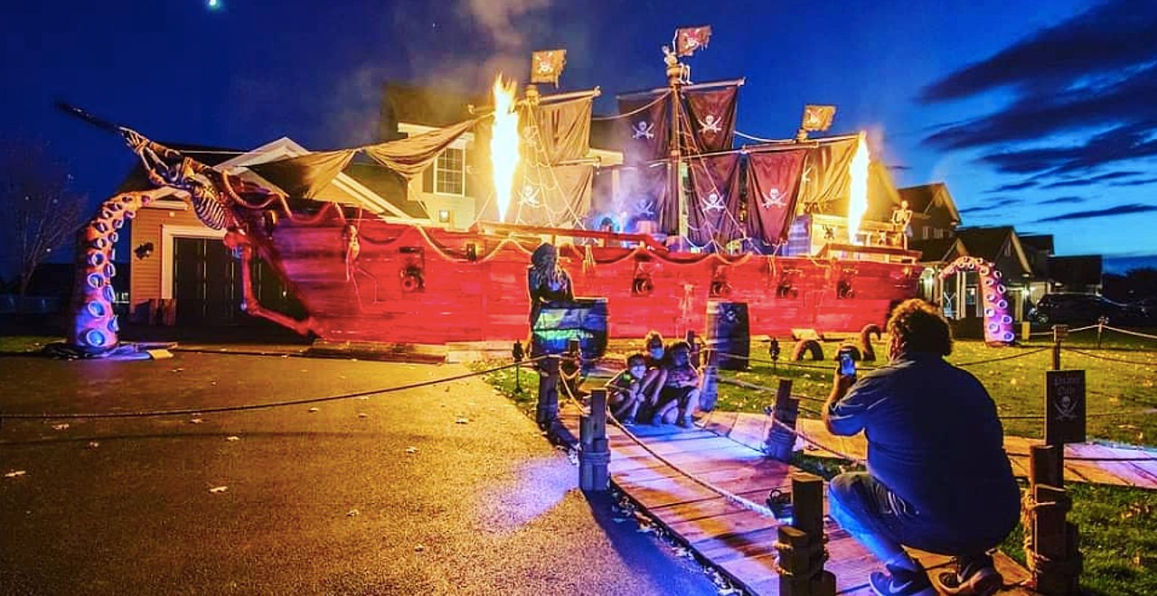 Dad Builds 50-Foot Pirate Ship for His Daughter on Halloween