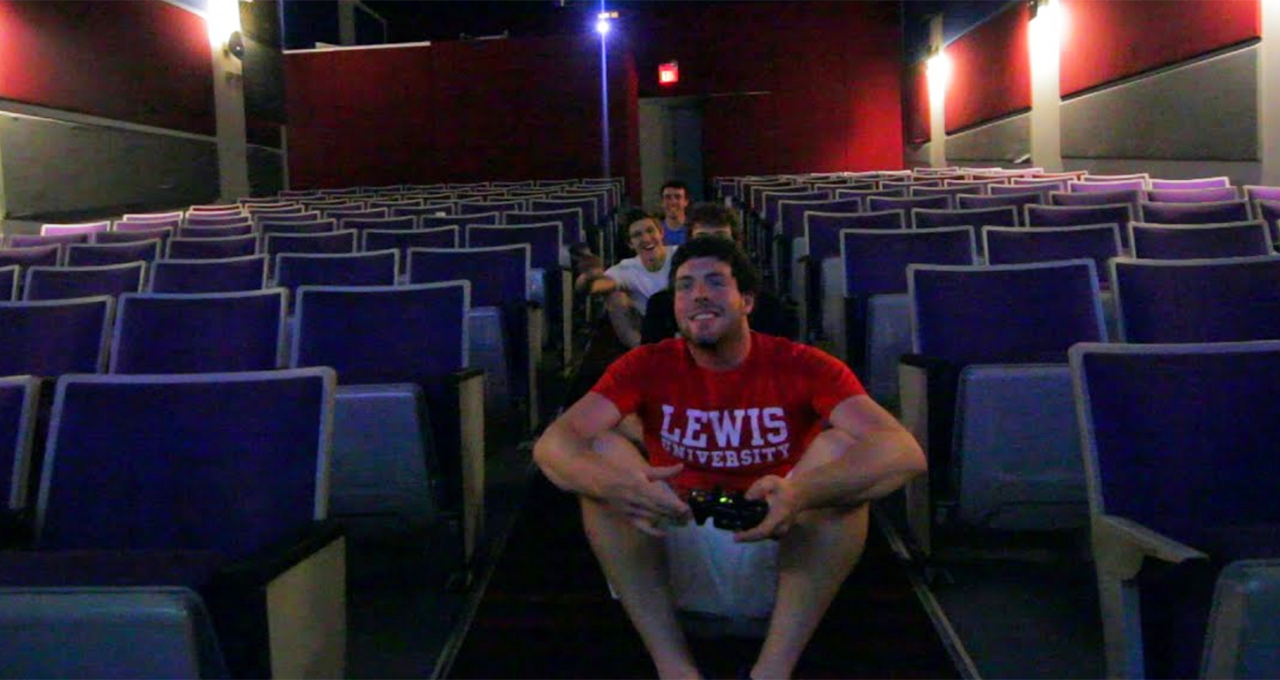 theaters rent screens to gamers