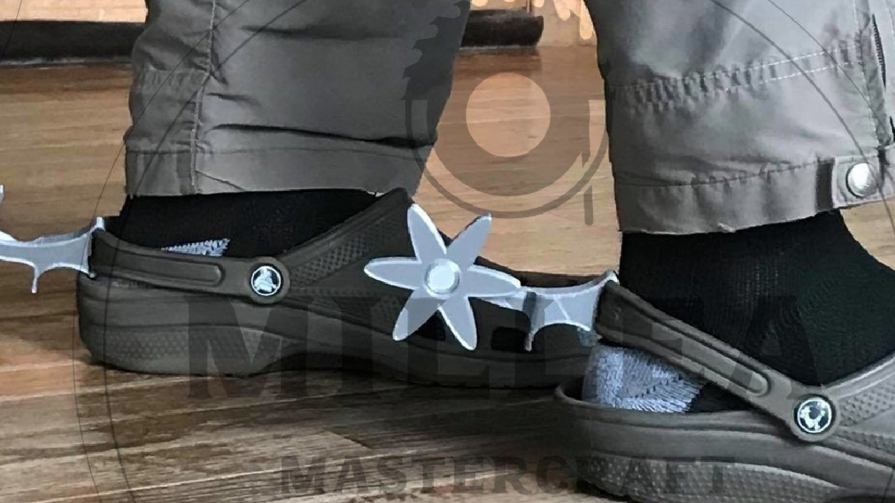 Spur crocs 2025