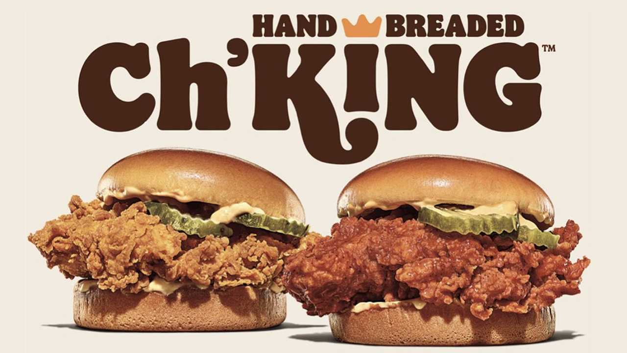 Burger King. What you get what they advertise. Chicken “whopper”. Not  expecting exactly like the ad but at least try to be? This just looks like  they gave up. Also you never