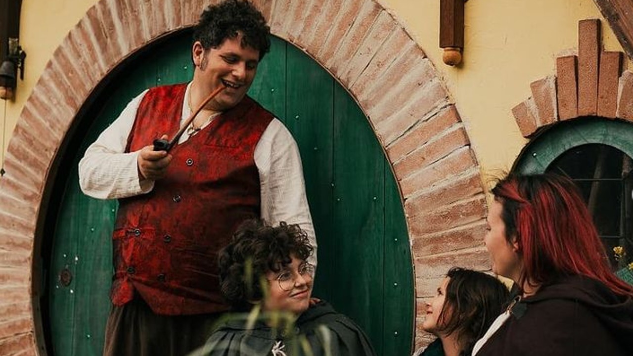 Italian Man Lives as a Hobbit