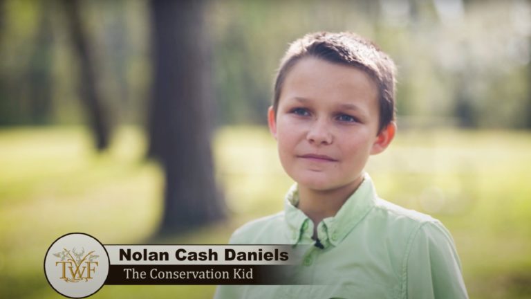 11-Year-old Removes Thousands of Pounds of Trash From Tennessee River